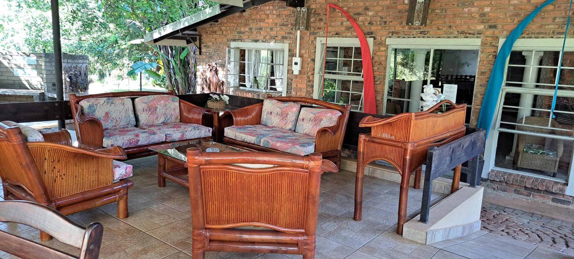Tarentilos Tzaneen Exteriör bild